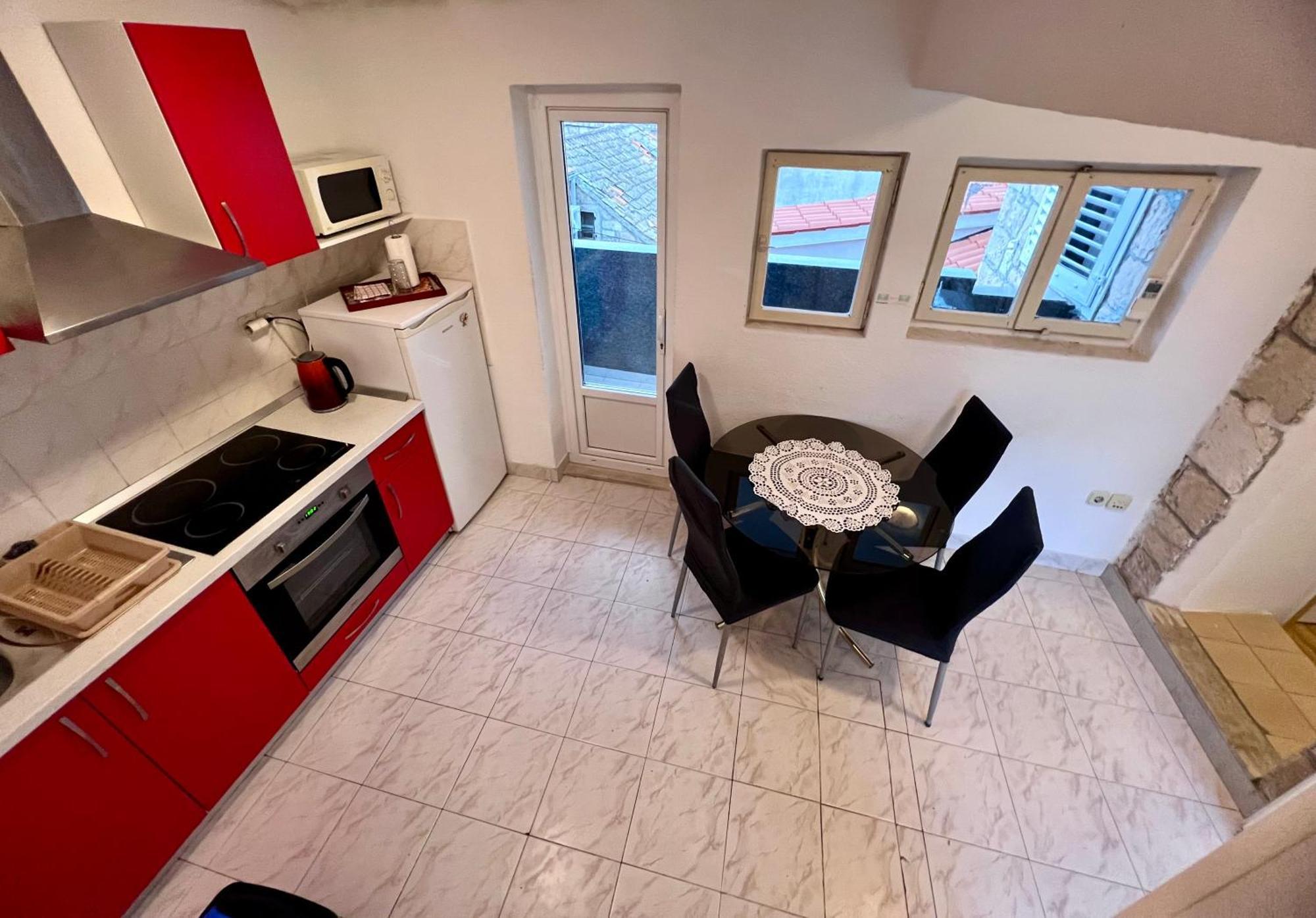 Apartments Tudor Nikola フヴァル エクステリア 写真