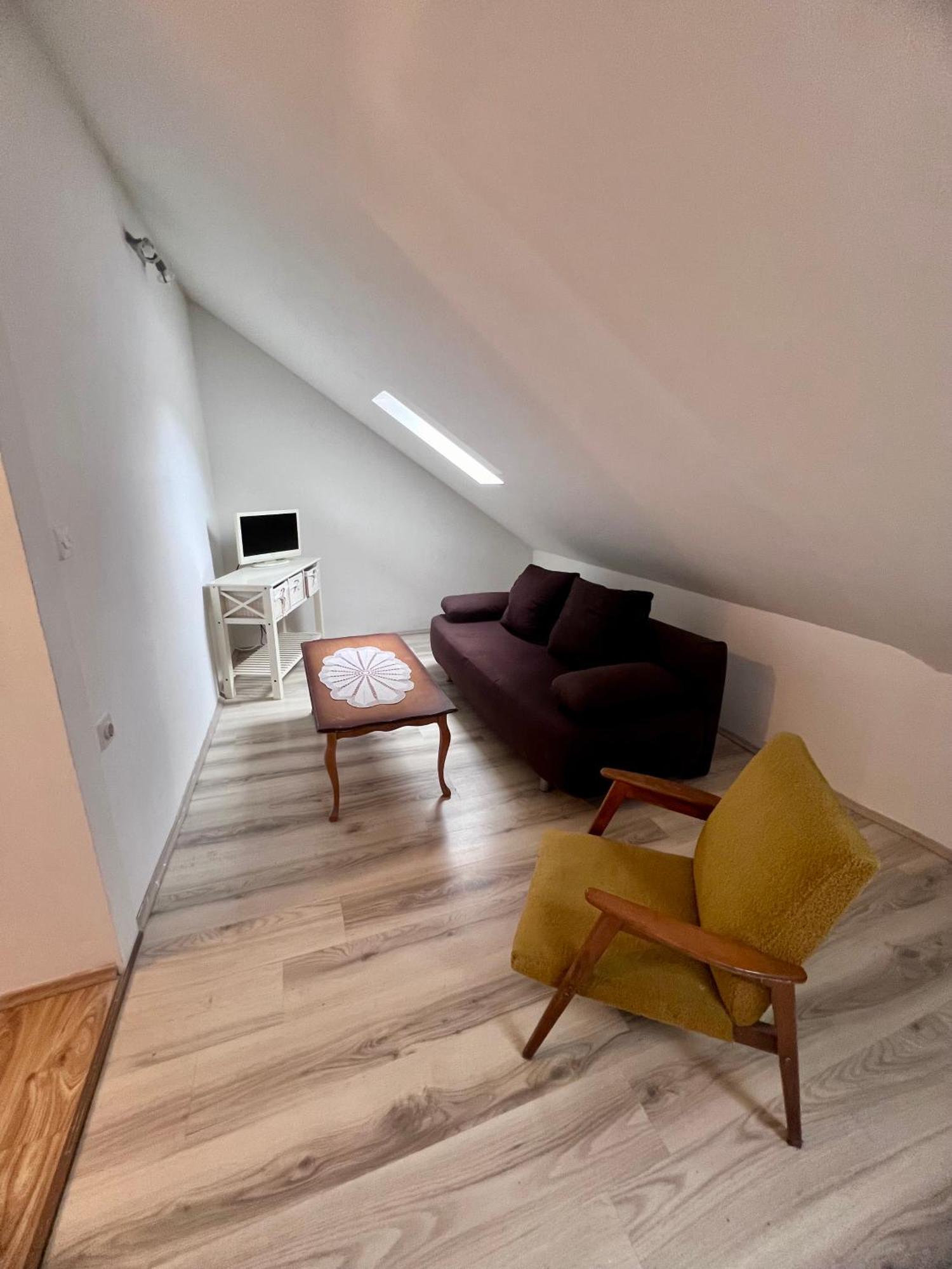 Apartments Tudor Nikola フヴァル エクステリア 写真